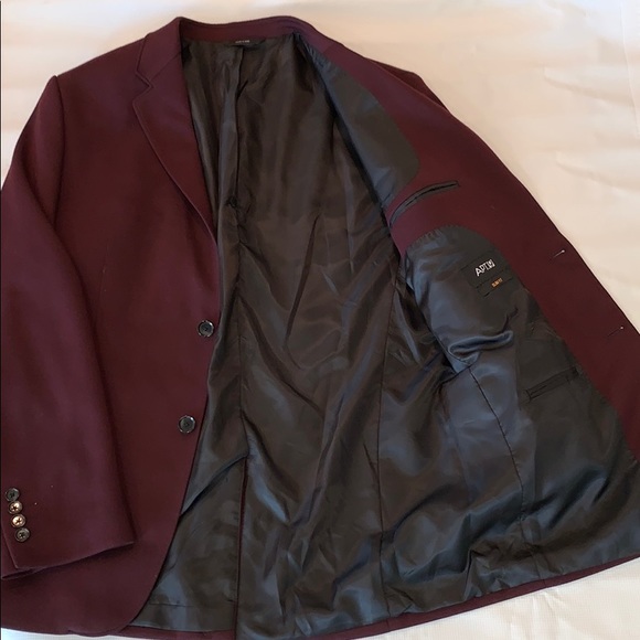 Burgundy Suit Jacket - Picture 2 of 2
